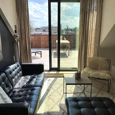 Penthouse With Airconditioning And Big Terrace, Close To Sint-pieters Station And Centre Апартаменти *