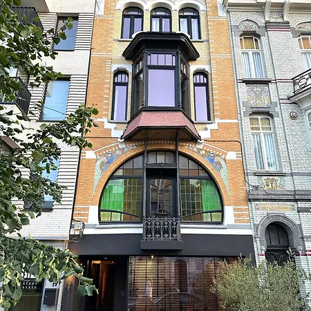 公寓 Penthouse With Airconditioning And Big Terrace, Close To Sint-pieters Station And Centre 根特