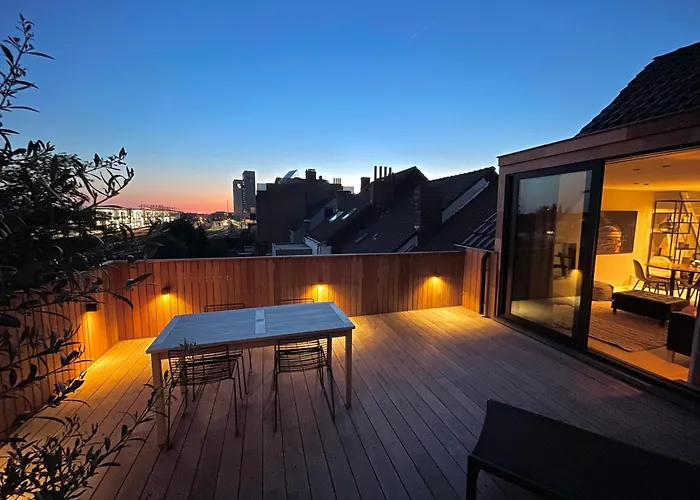 Penthouse With Airconditioning And Big Terrace, Close To Sint-pieters Station And Centre Ghent