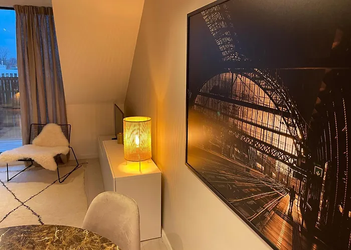 Apartment Penthouse With Airconditioning And Big Terrace, Close To Sint-pieters Station And Centre *