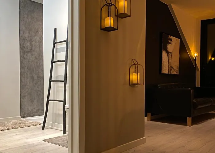 Penthouse With Airconditioning And Big Terrace, Close To Sint-pieters Station And Centre